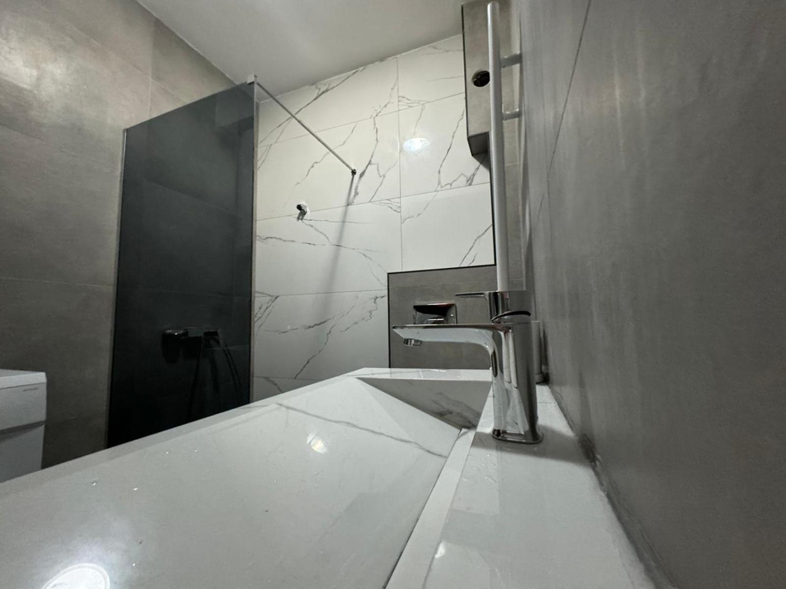 Gigi Apartment By Eluxory Skopje Exterior photo