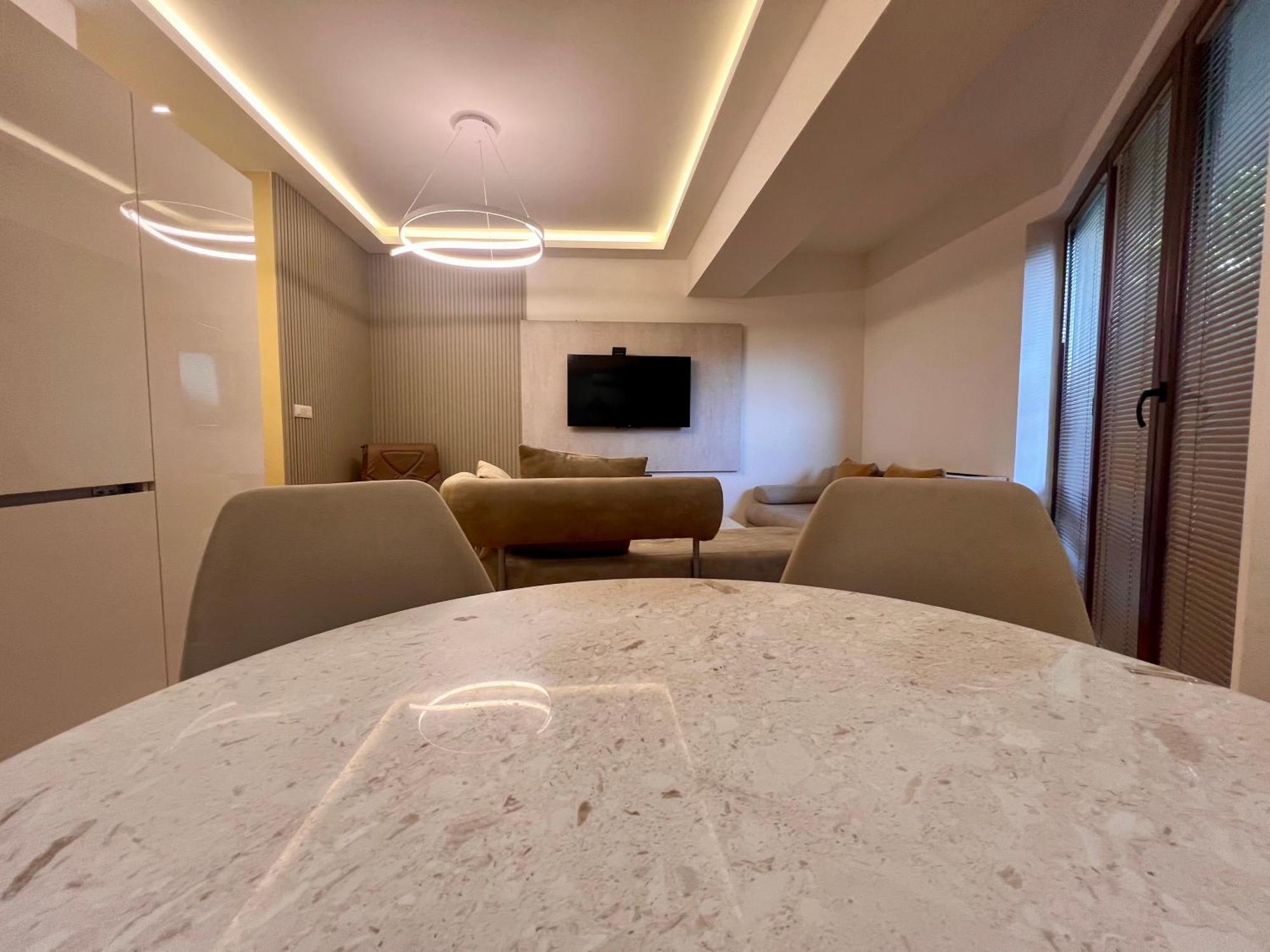 Gigi Apartment By Eluxory Skopje Exterior photo